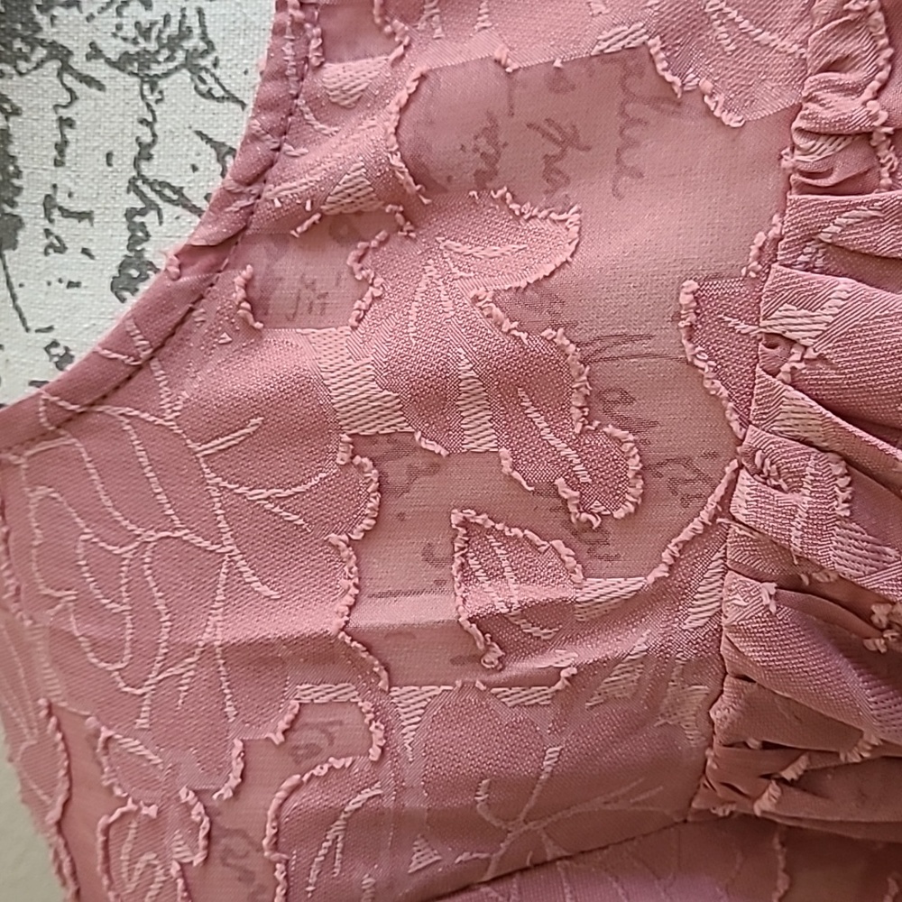 Pretty blouse - Picture 4 of 6